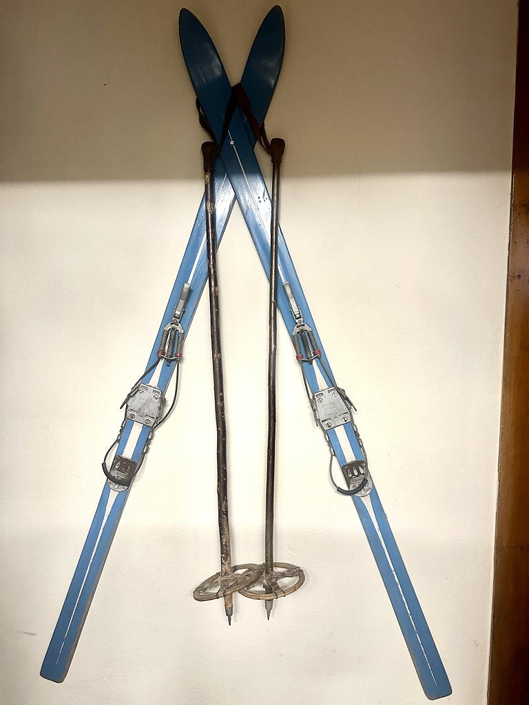 Deco skis anciens photo 1