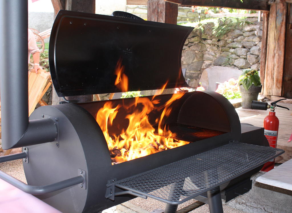 Smoker Tenneker photo 1